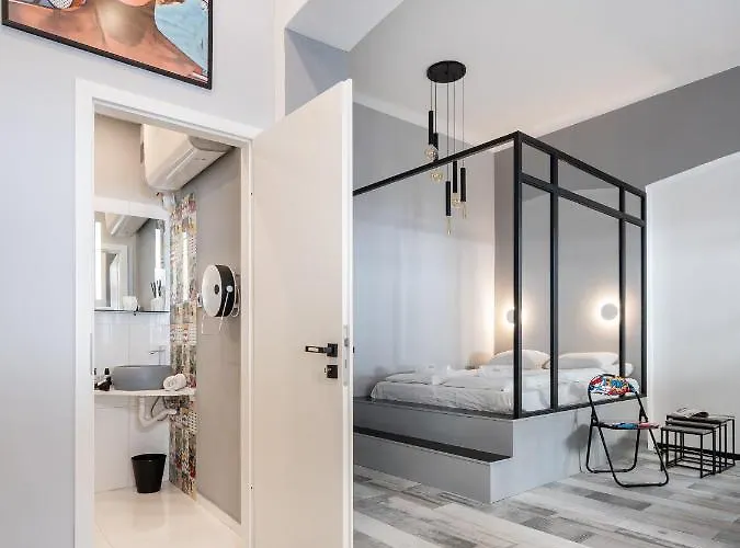 S15- Boutique Apartments, Location, By Bqa Apartmán *
